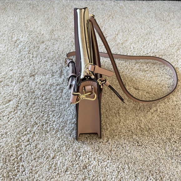 Kate Spade Crossbody Purse - Picture 3 of 3